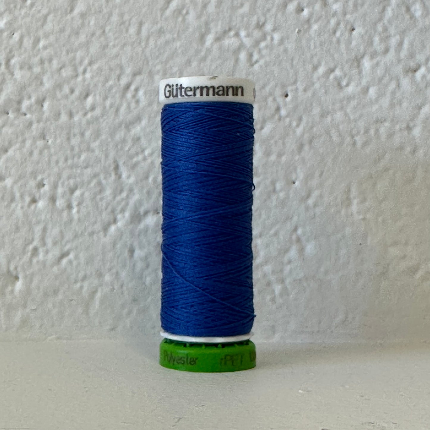 Fil de polyester recyclé / rPet - 959 Myosotis - GÜTERMANN