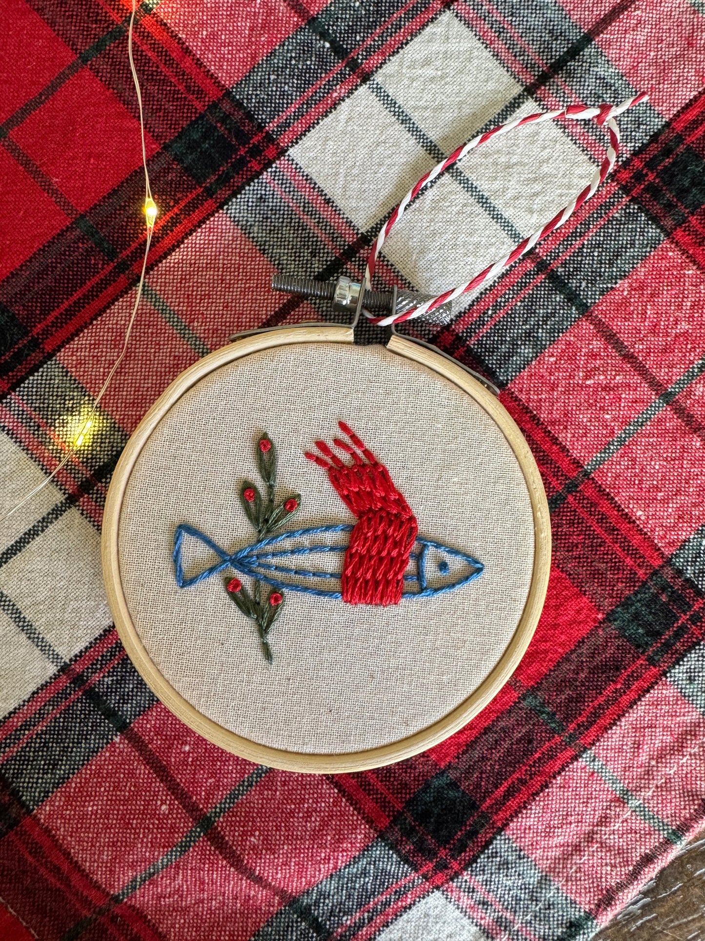 Ensemble de broderie - Ornements Poissons des Fêtes - Twin Folk