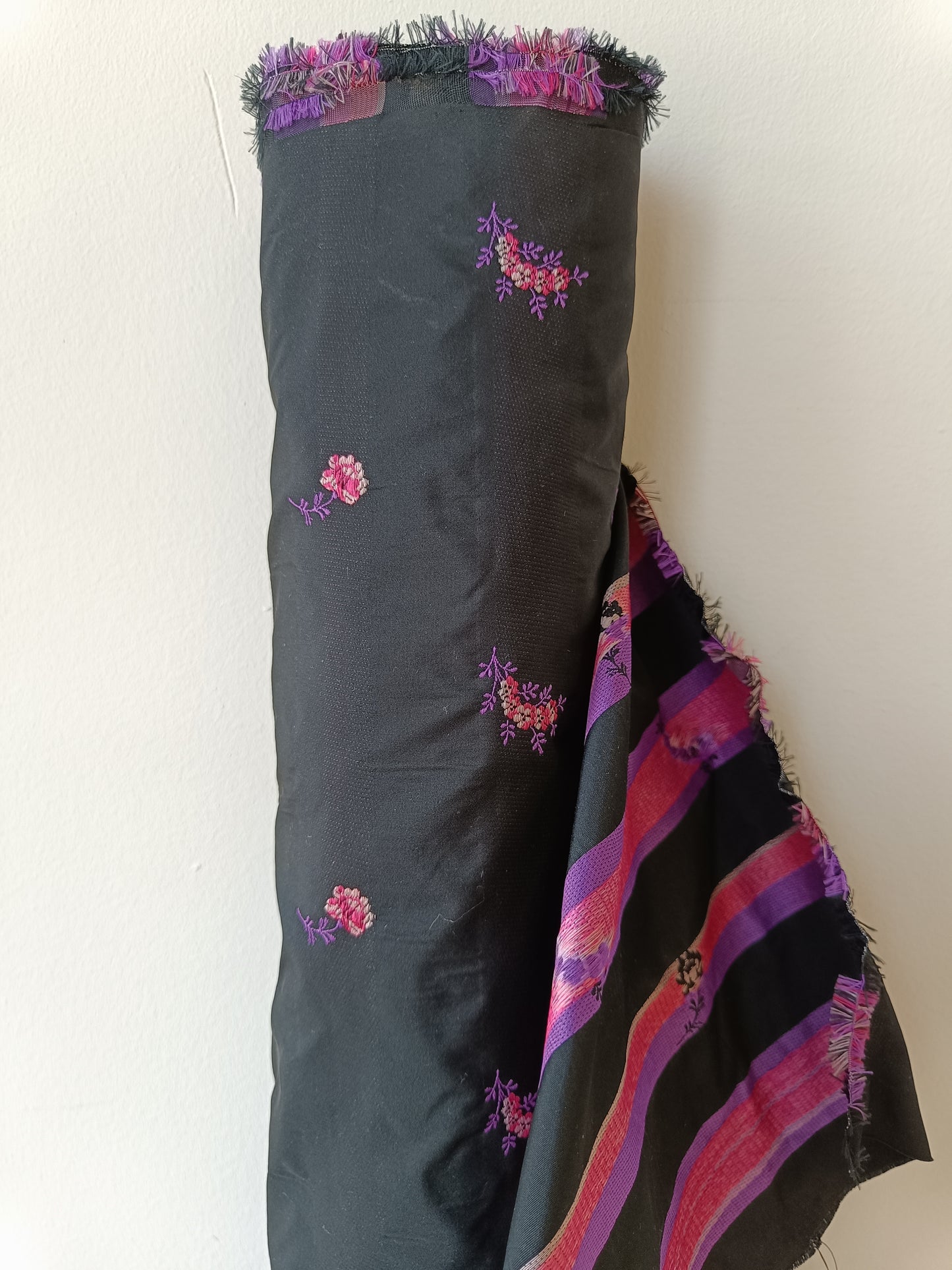Polyester jacquard - Black floral