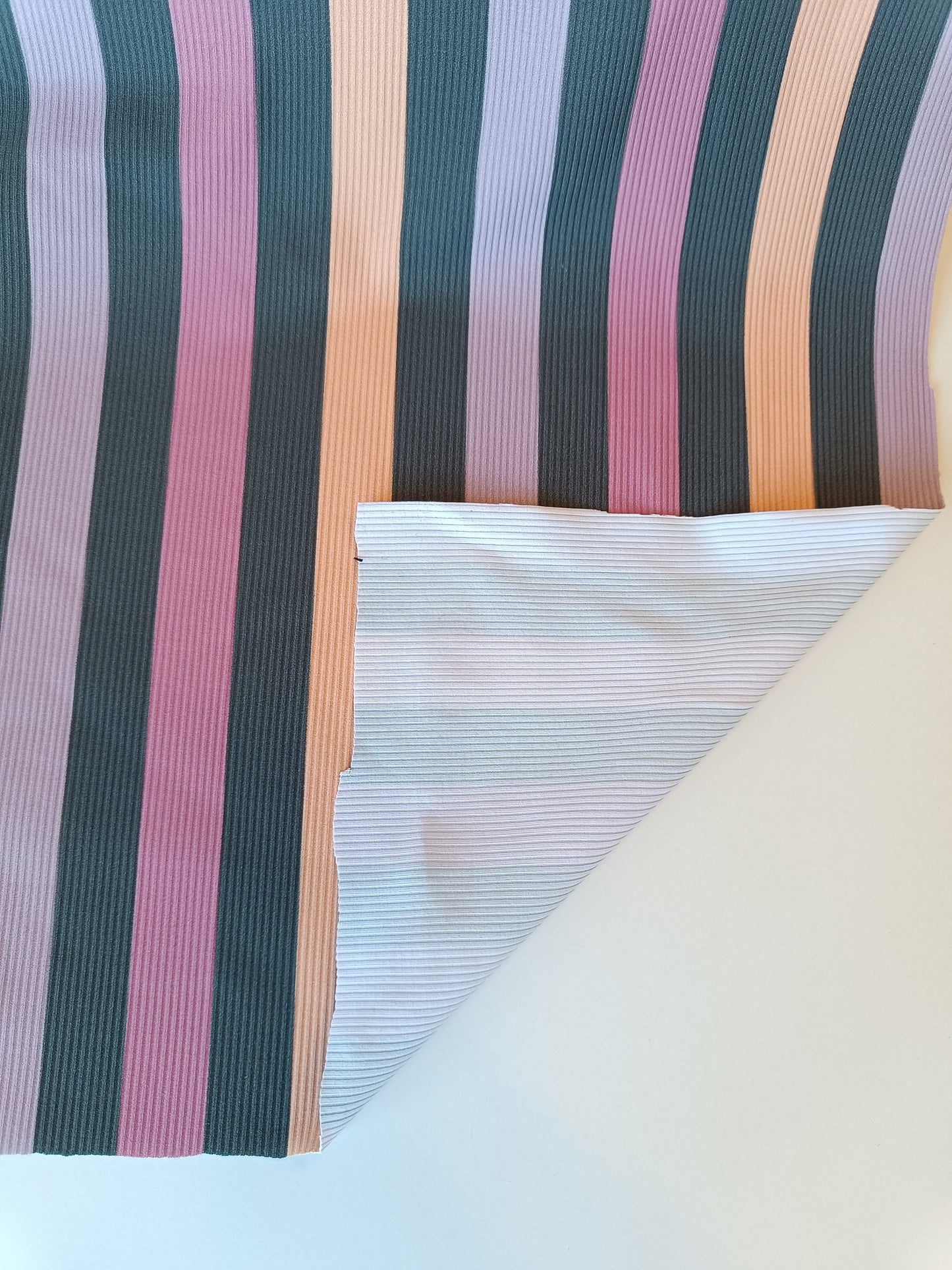 Tissu à maillot côtelé - Rayures