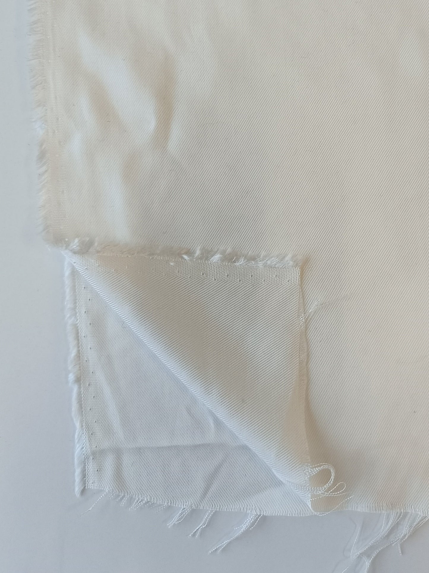 Sergé de viscose - Blanc nacré