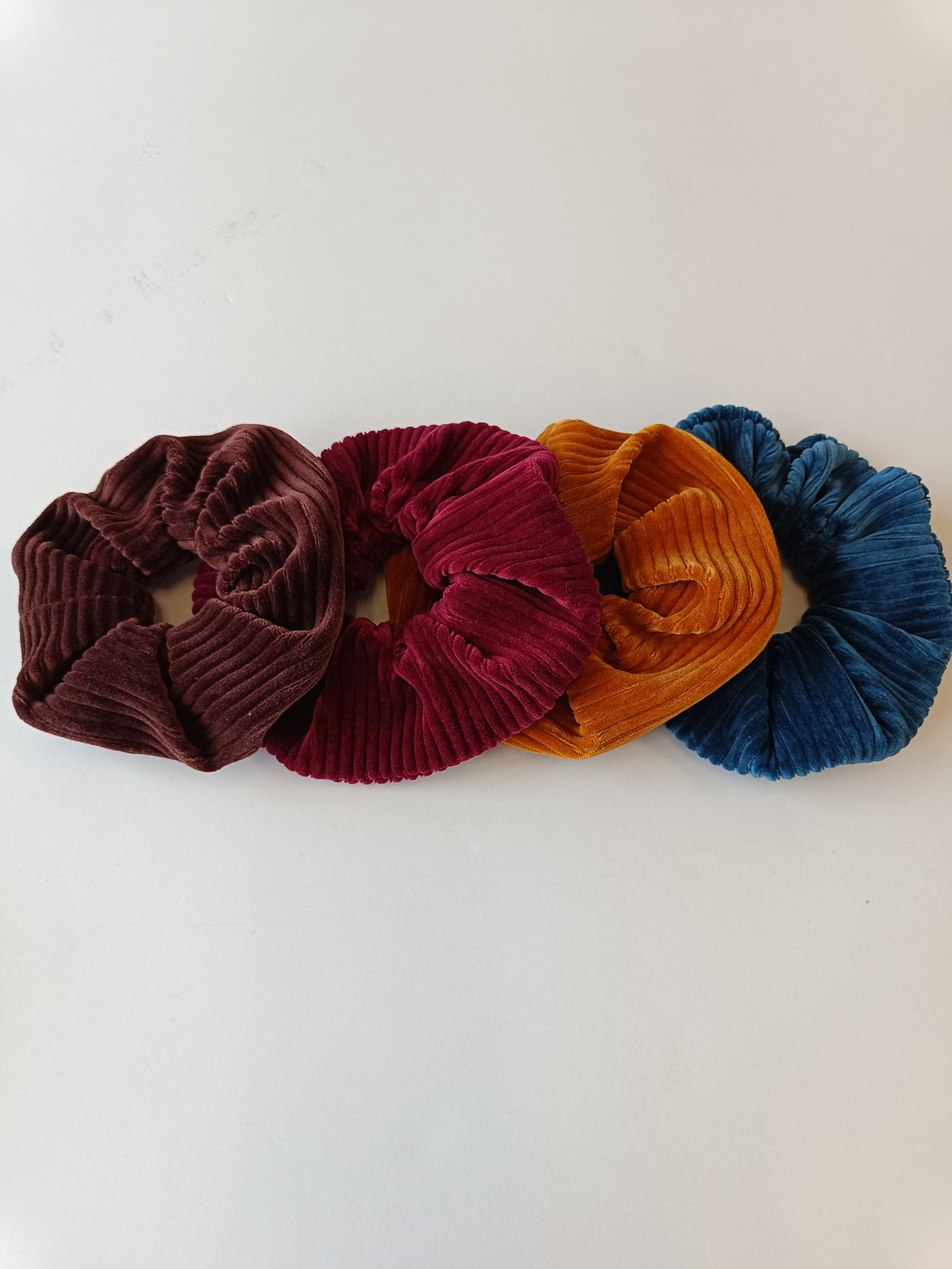 DIY Sewing Kit - 4 Scrunchies - Espace Fabrik Workshop x MAS Montreal