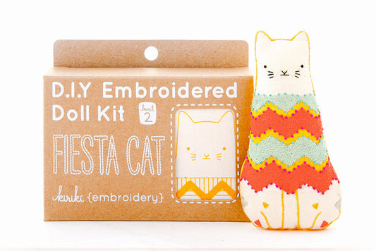 Chat Fiesta - Kit peluche à broder (niveau 2) - KIRIKI PRESS
