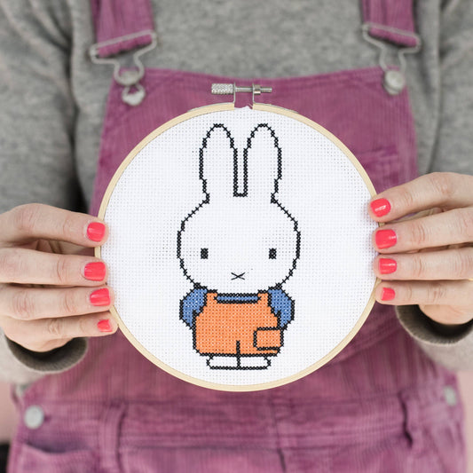 Kit de point de croix - Miffy en salopette | Cotton Clara x MIFFY
