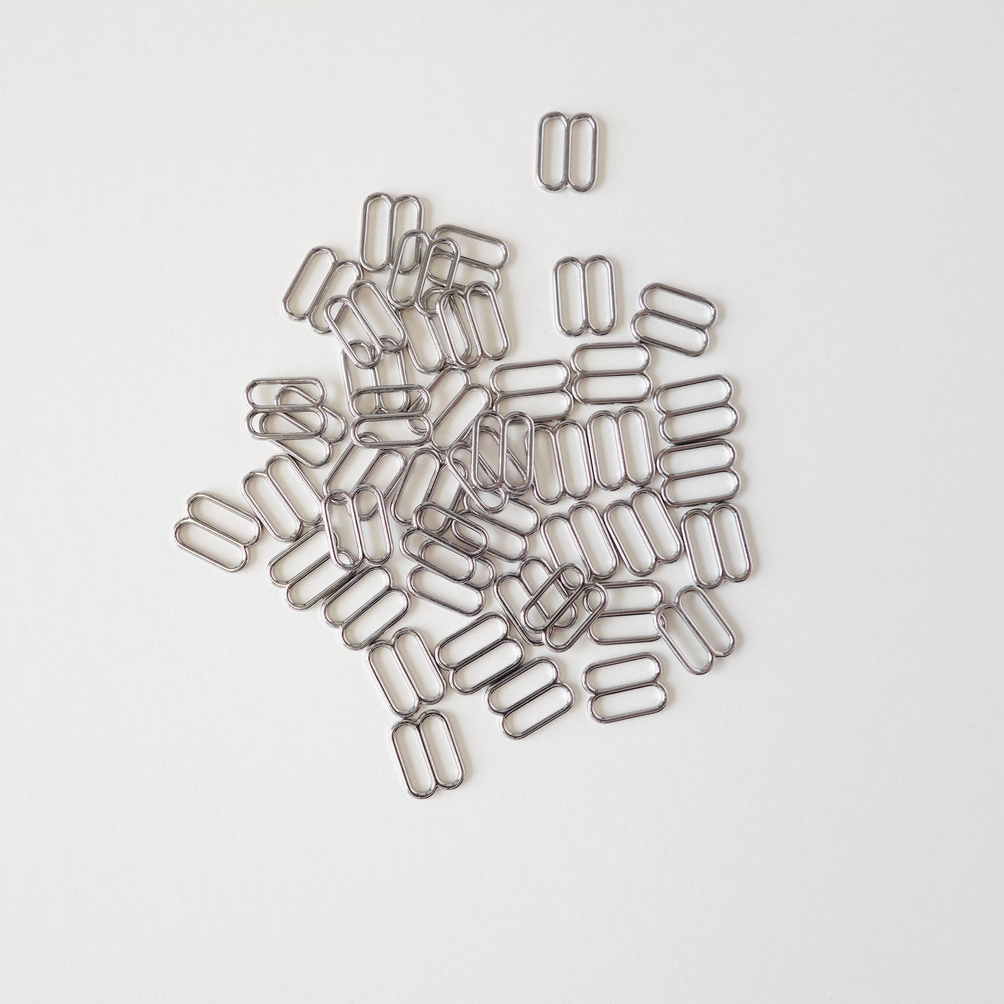 Boucle à réglage pour bretelles - 3 couleurs - 11mm à 20mm