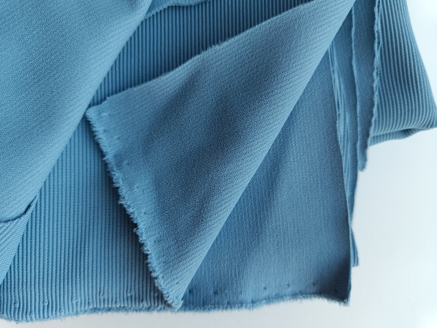 Tissu à maillot de bain côtelé - Coupon #110