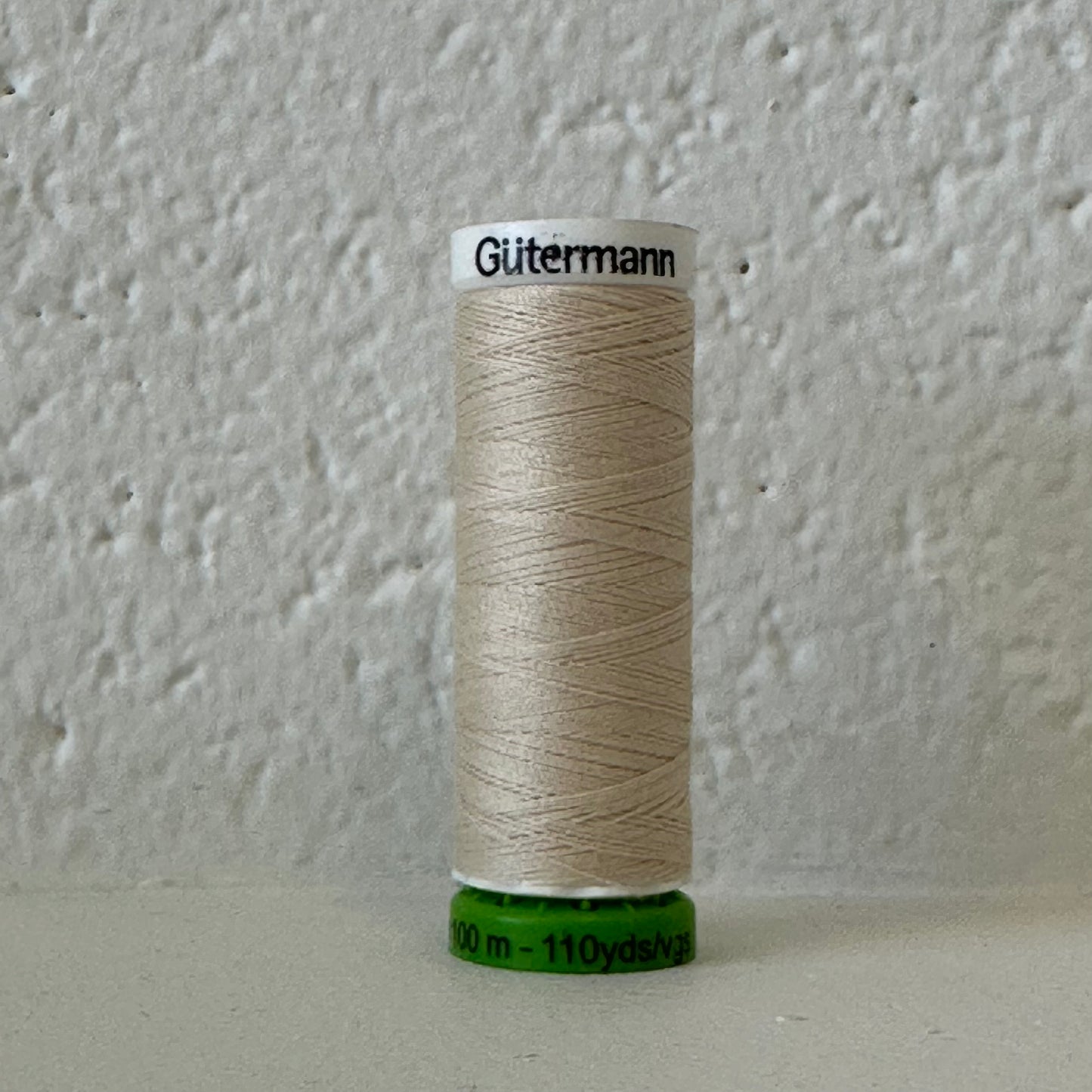 Recycled polyester thread / rPet - 169 Beige - GÜTERMANN
