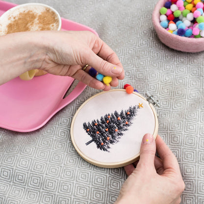 Customizable Christmas tree embroidery kit