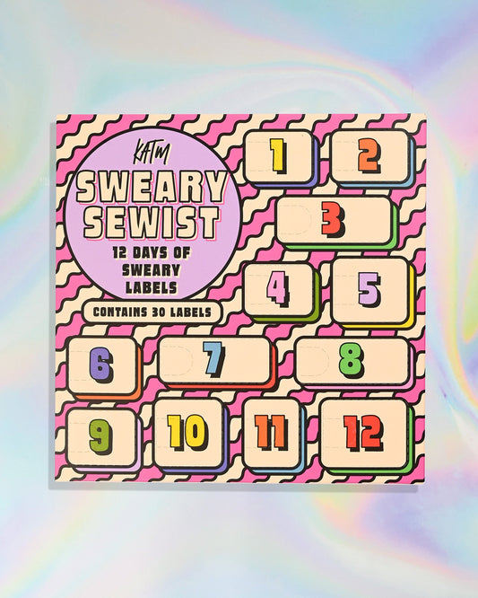 PRÉVENTE - Calendrier de l'avent 2026 12 cases "Sweary sewist" - KATM