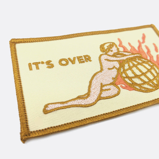 Écusson thermocollant - It's over | Badaboöm