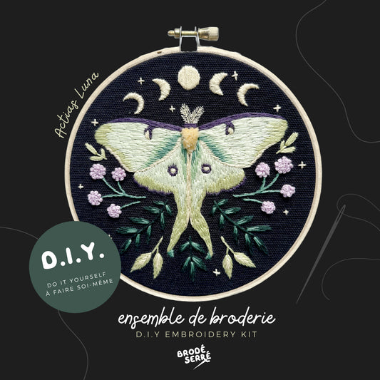 Ensemble de broderie - Actias Luna - BRODÉ SERRÉ