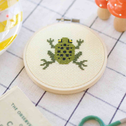 Kit de point de croix - Grenouille | Cotton Clara