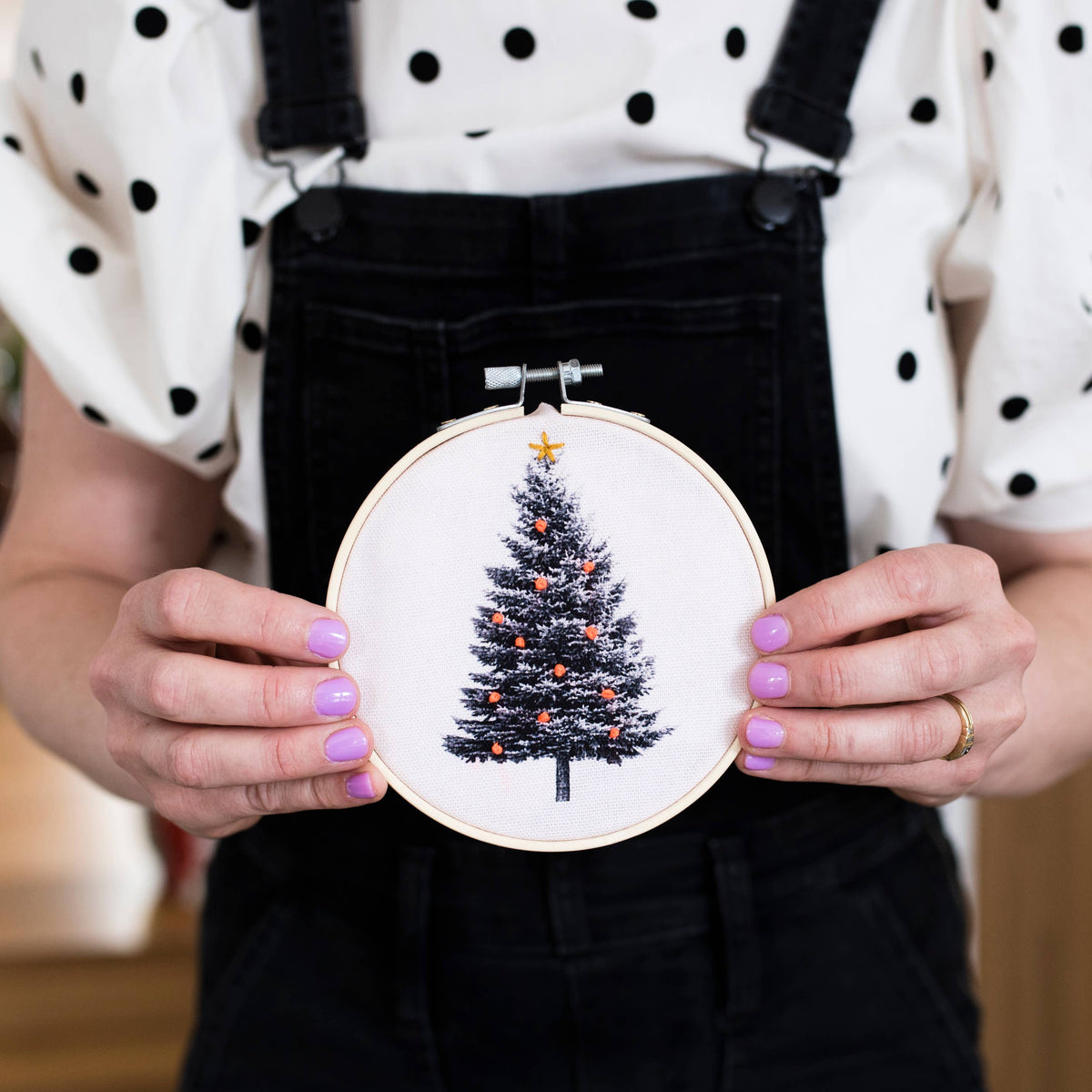 Customizable Christmas tree embroidery kit