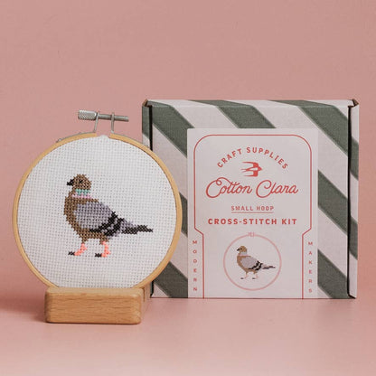 Kit de point de croix - Pigeon | Cotton Clara
