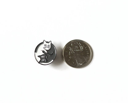 Yin Yang - Épingle en émail pour chats