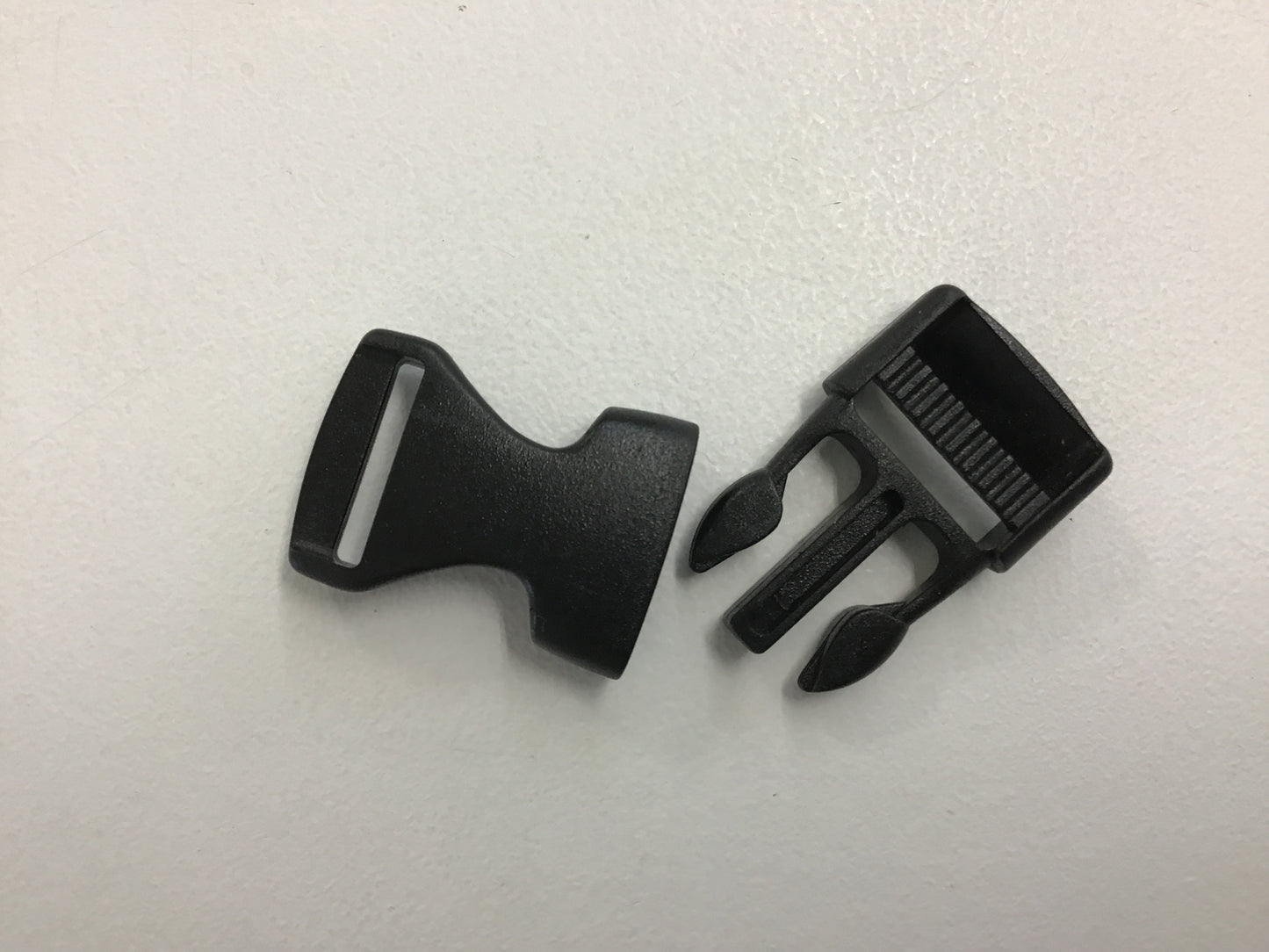 Clip buckle for 20mm strap