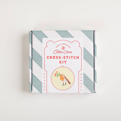 Kit de point de croix - Rouge-gorge & baies | Cotton Clara