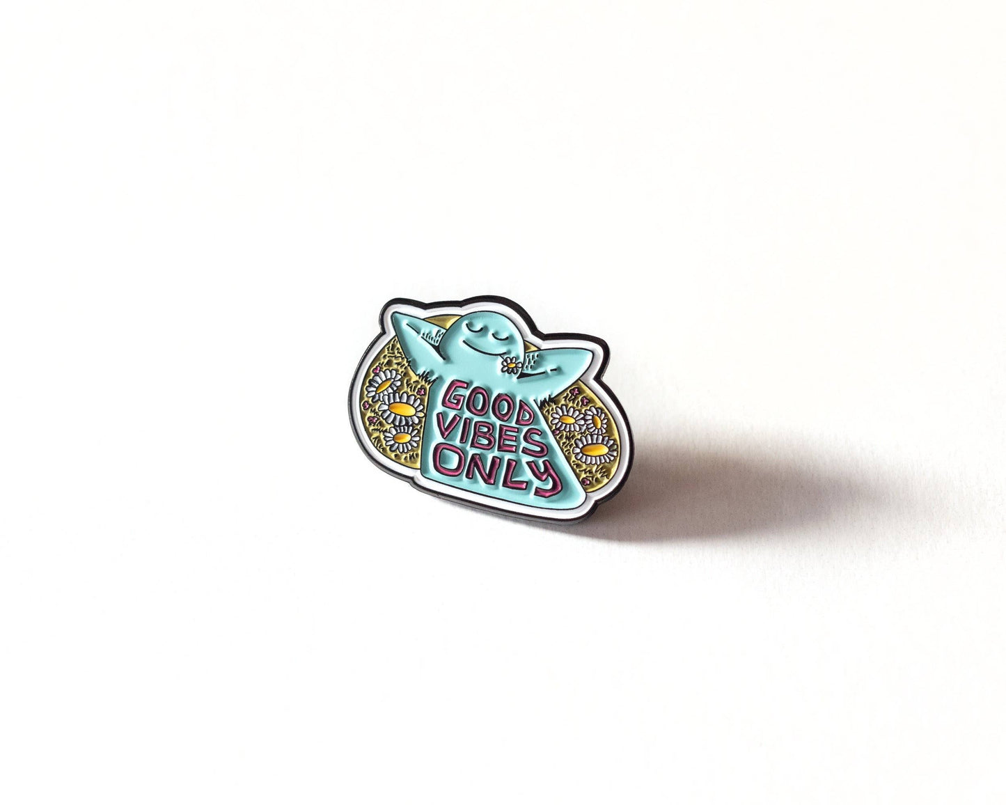 Goupille en émail Good Vibes Only