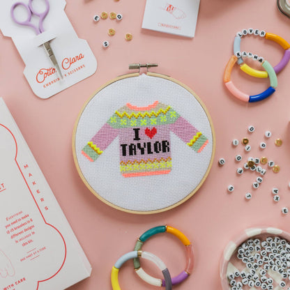Kit de point de croix - « I Love Taylor » | Cotton Clara