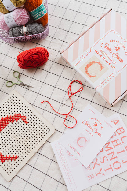 Kit de point de croix sur pegboard - Bleu | Cotton Clara