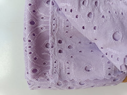 Broderie anglaise - Coupon #81