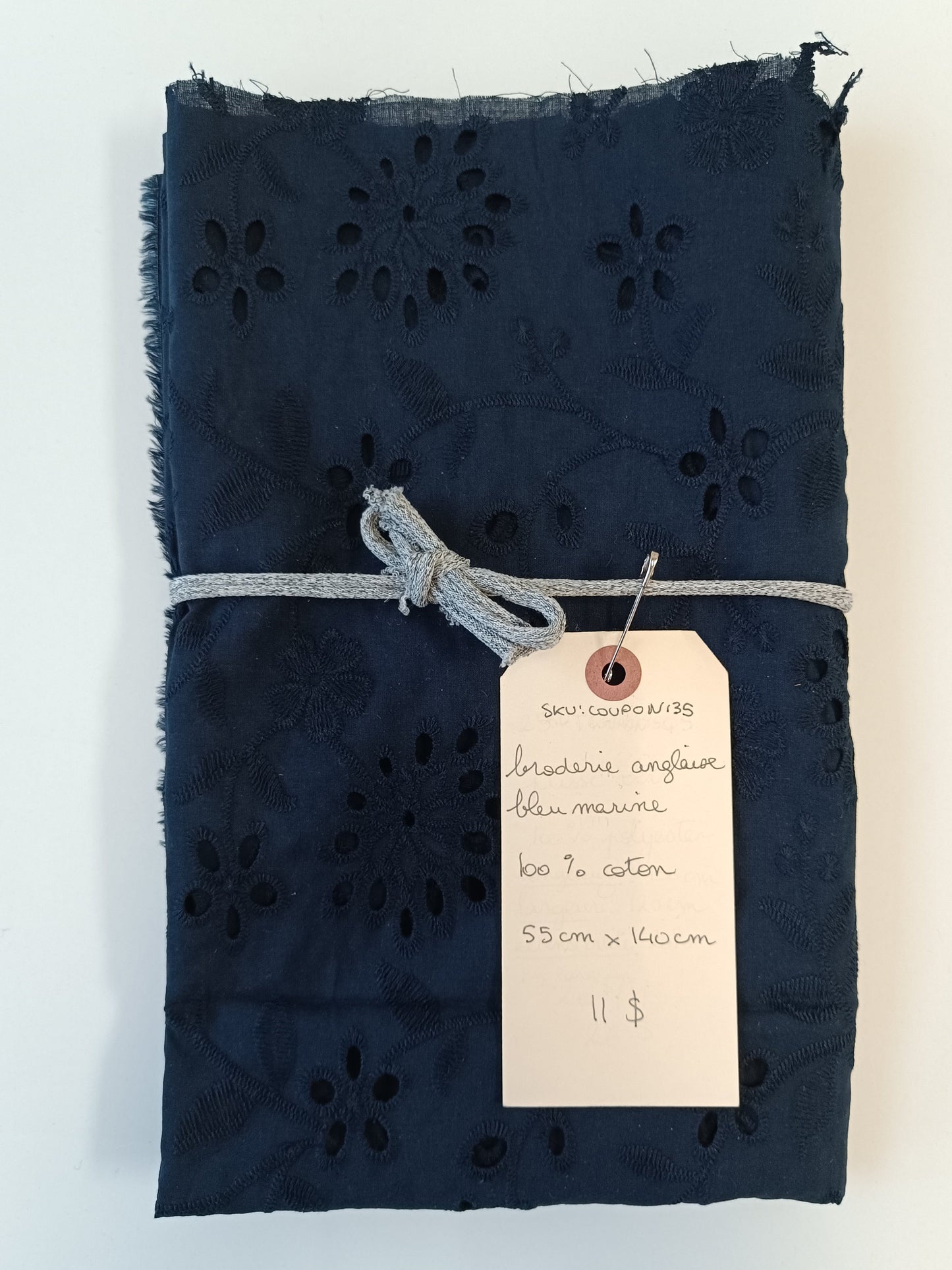 Broderie anglaise - Coupon #135