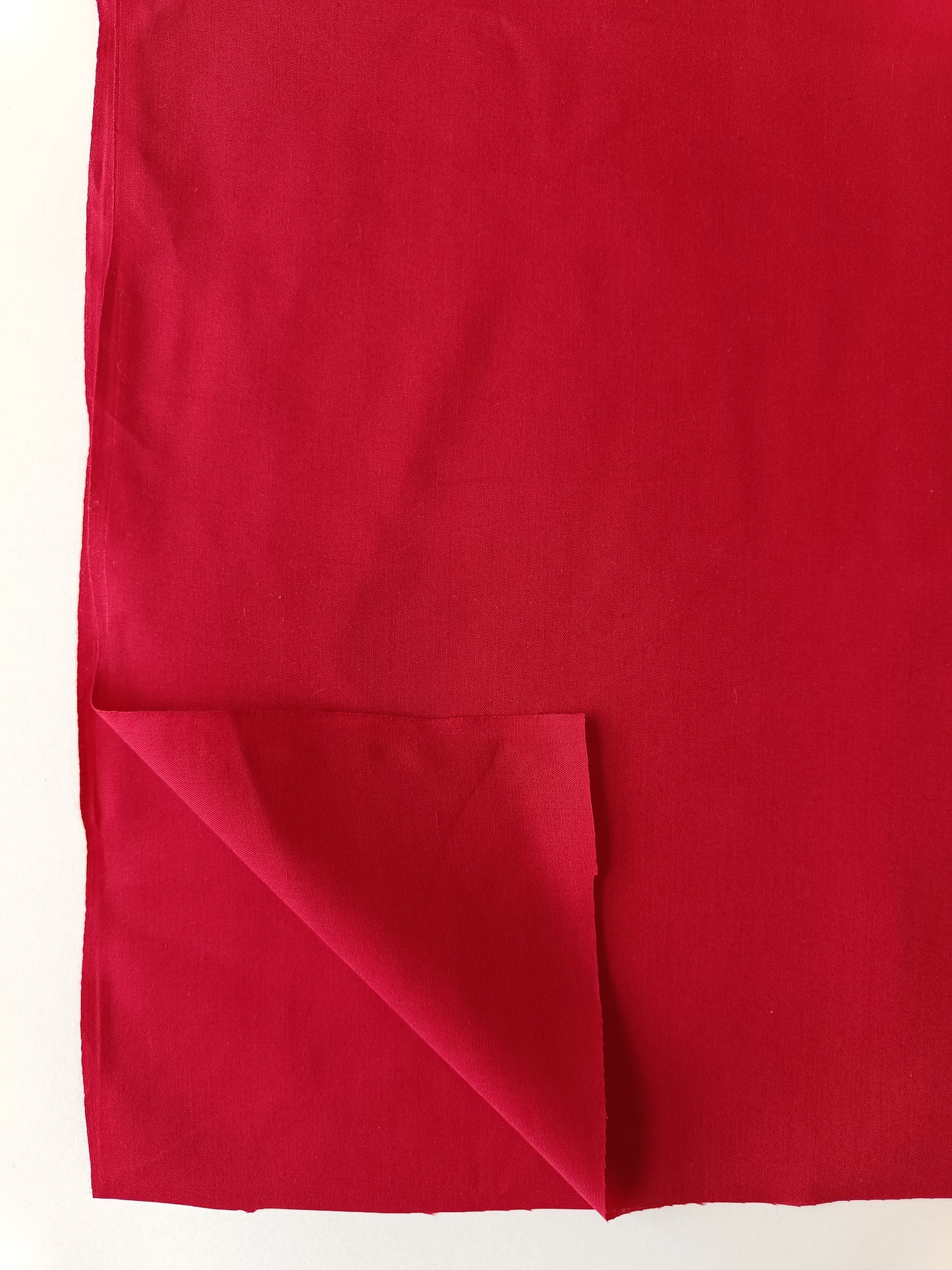 Quilting cotton - Cherry red