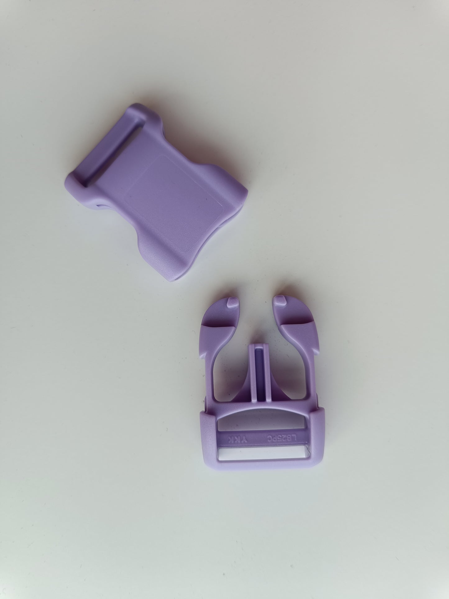 Boucle à clip pour sangle de 25mm - 6 couleurs