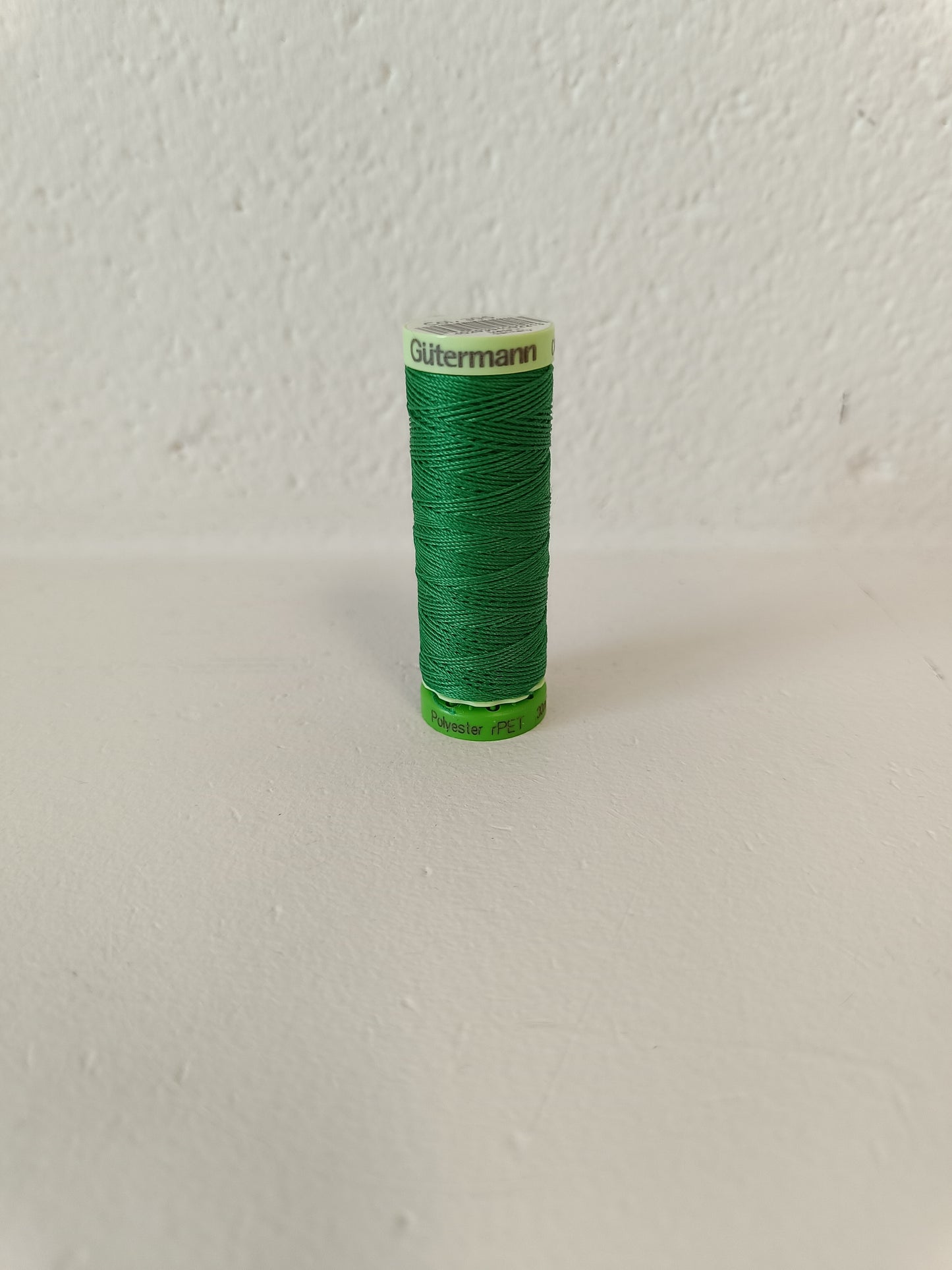 Recycled polyester/rPet topstitching thread - 20 colors - GÜTERMANN