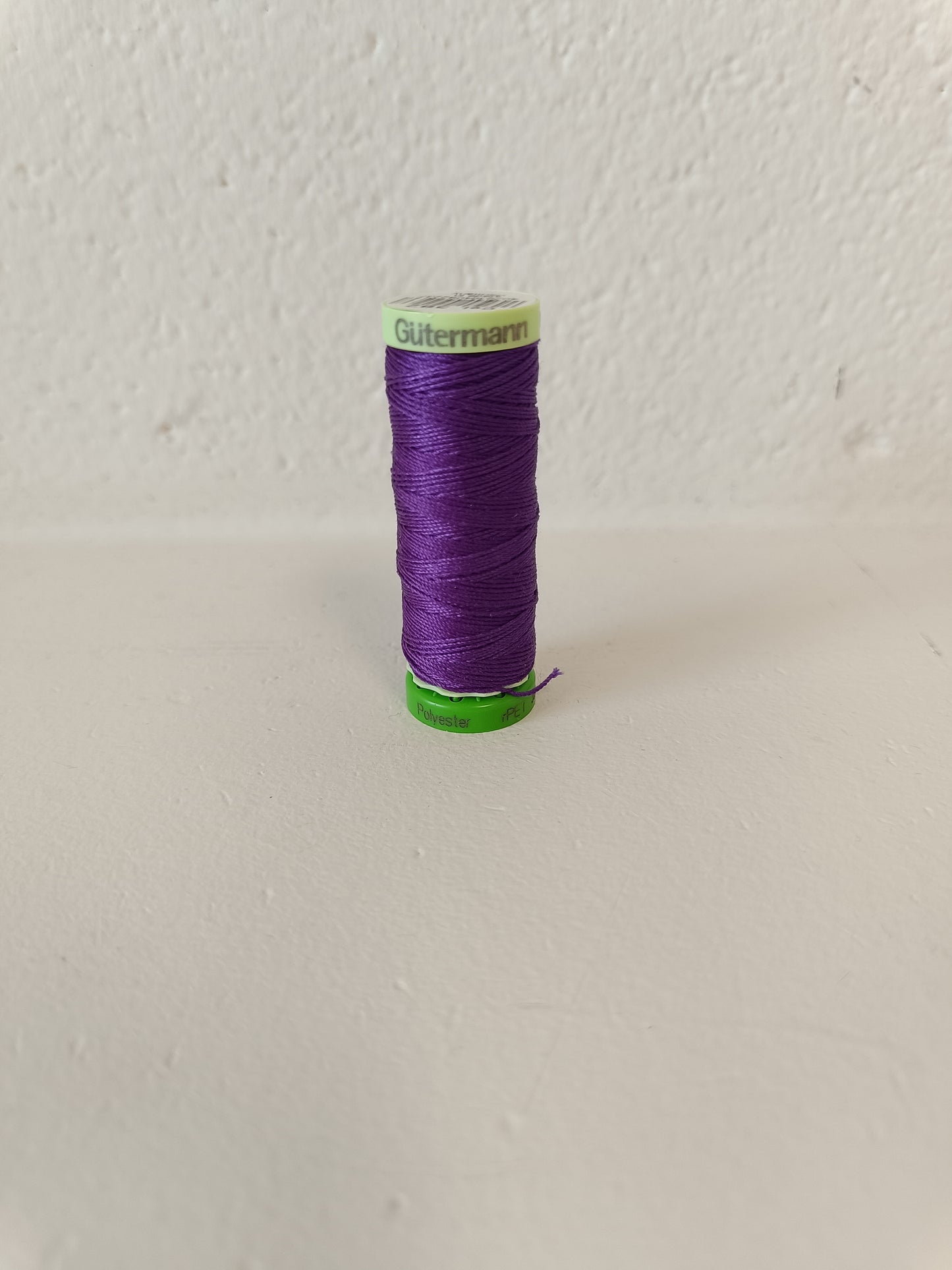 Recycled polyester/rPet topstitching thread - 20 colors - GÜTERMANN