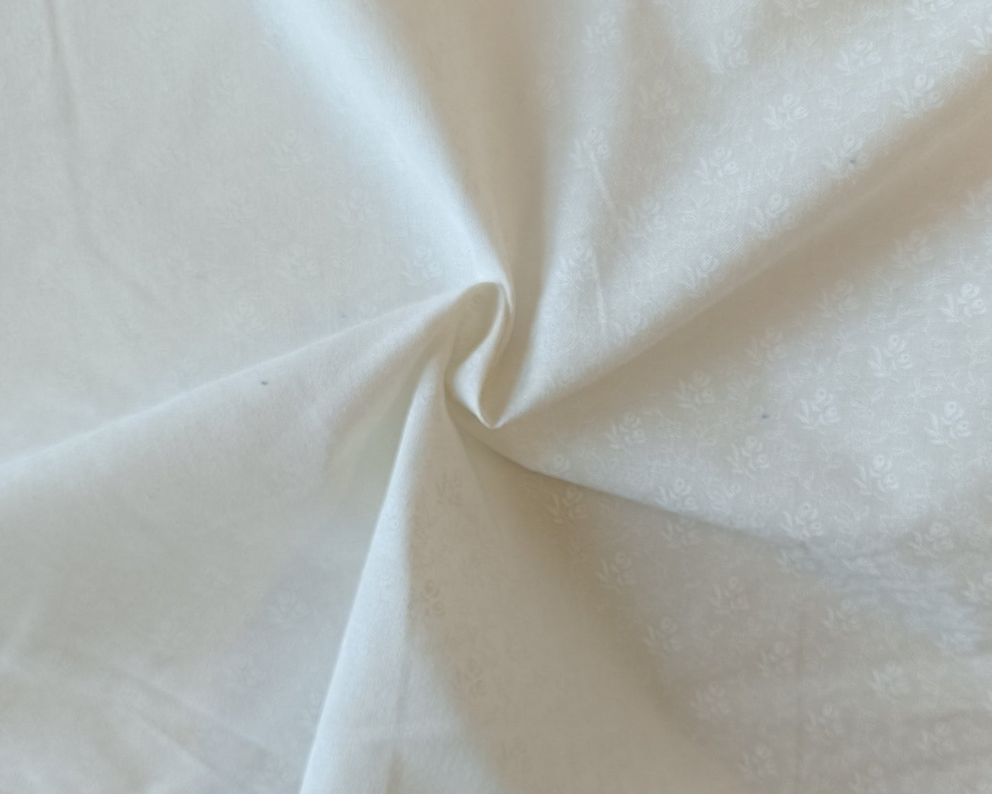 Coton à courtepointe - Boutons de rose crème