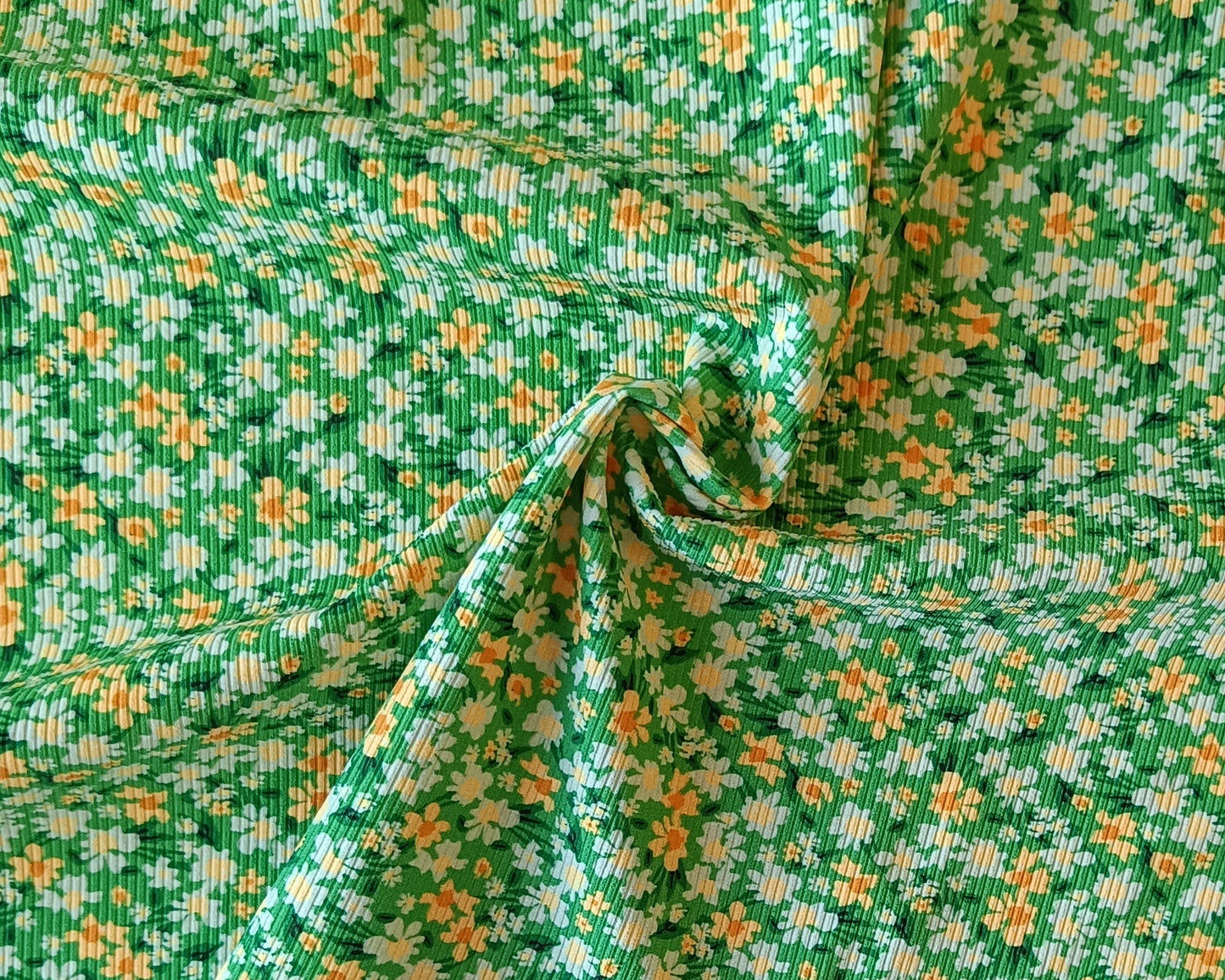 Tissu à maillot côtelé - Fleurs vertes