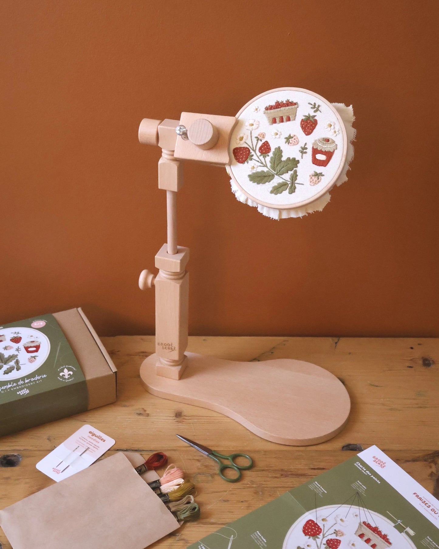 Support à broderie en bois de hêtre