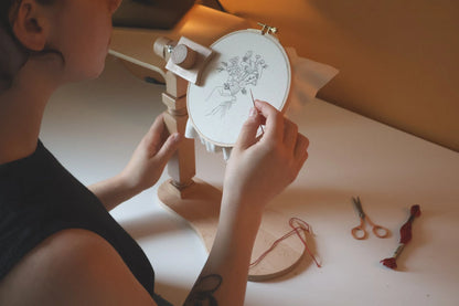 Support à broderie en bois de hêtre