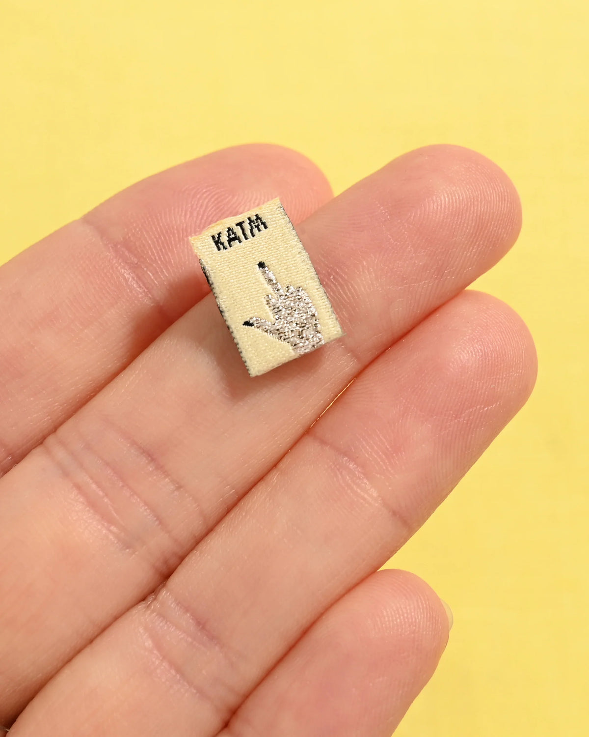Étiquettes "Middle finger mini hands" - KATM