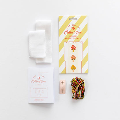 Kit marque-page au point de croix - Thé et tasses | Cotton Clara