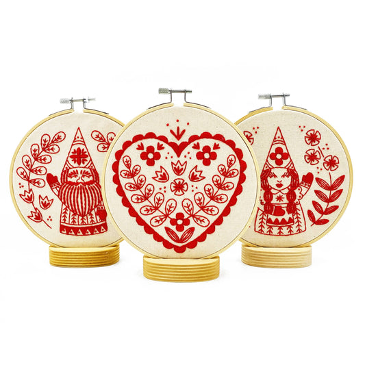 Kit de broderie complet "Julia" Gnome nordique