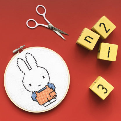 Kit de point de croix - Miffy en salopette | Cotton Clara x MIFFY