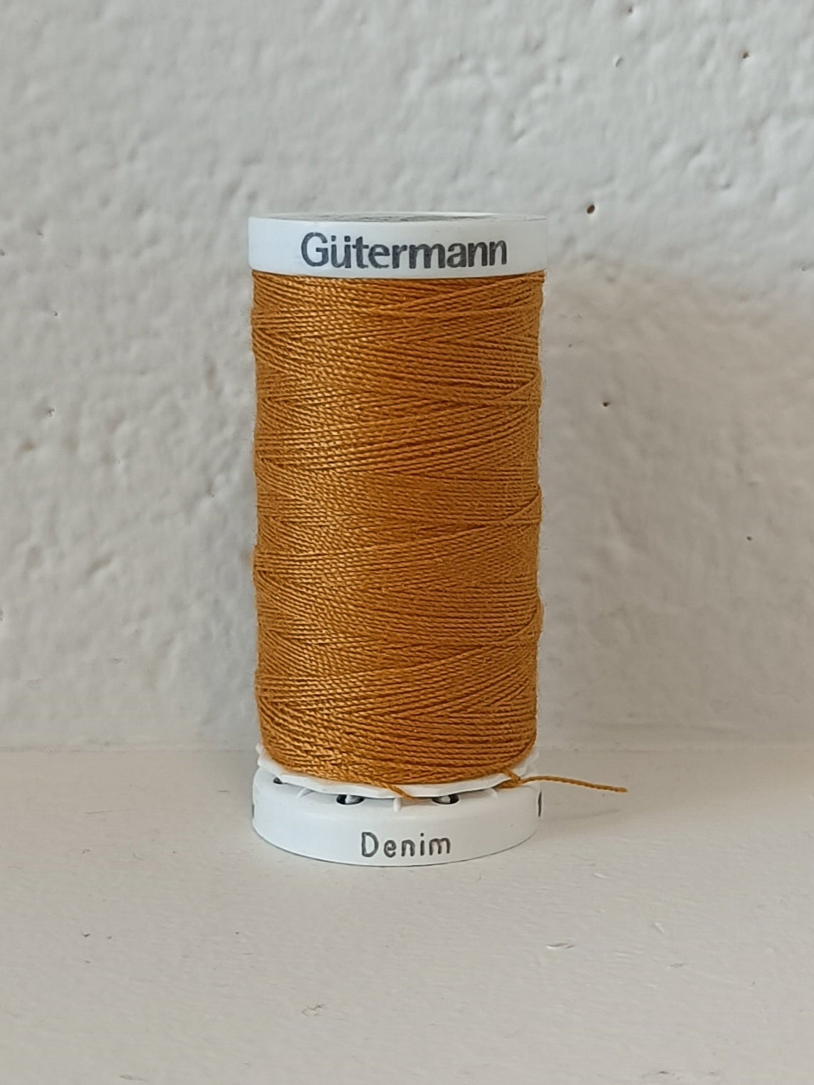 Sewing thread - Denim - Gold - GÜTERMANN 