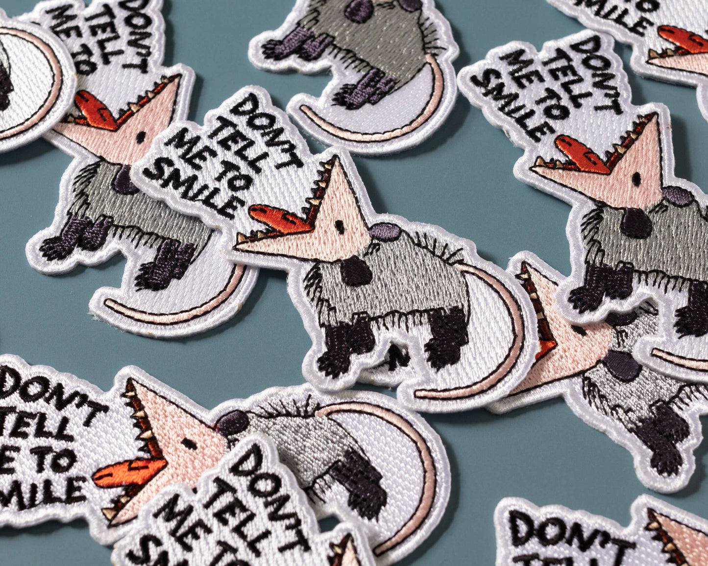 Patch thermocollant «Dont Tell Me To Smile Oppossum - RippleSplash