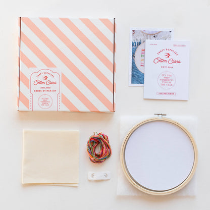 Kit de point de croix - "It's The most wonderful time of the Year" | Cotton Clara