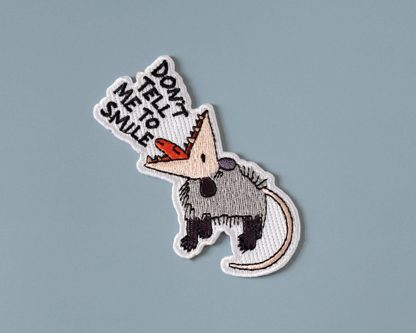 Patch thermocollant «Dont Tell Me To Smile Oppossum - RippleSplash