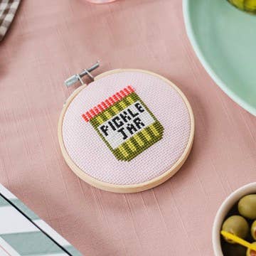 Kit de point de croix - Cornichons | Cotton Clara