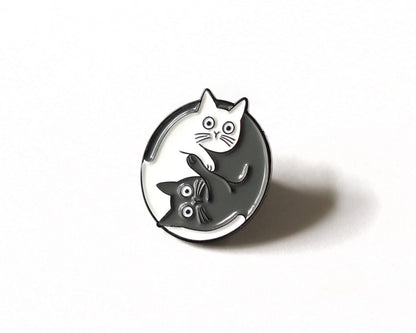 Yin Yang - Épingle en émail pour chats