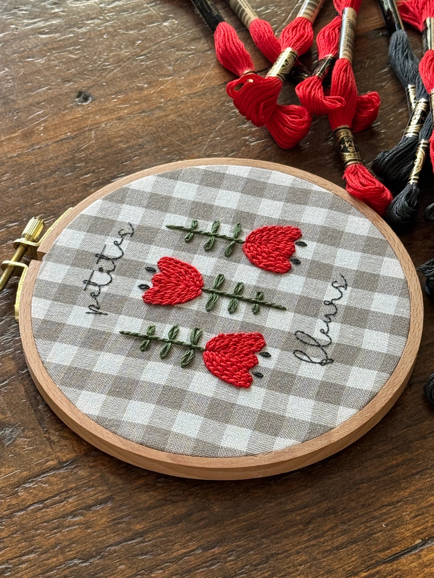 Ensemble de broderie - Petites fleurs - Twin Folk