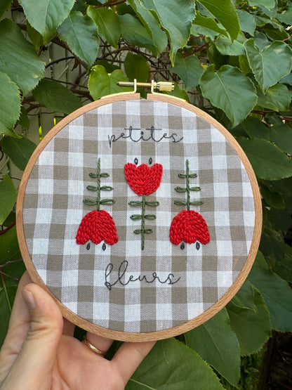 Ensemble de broderie - Petites fleurs - Twin Folk
