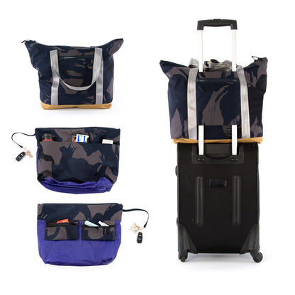 GALAXIE 3 - SUPERNOVA (LARGE) - outside, inside and on trolley