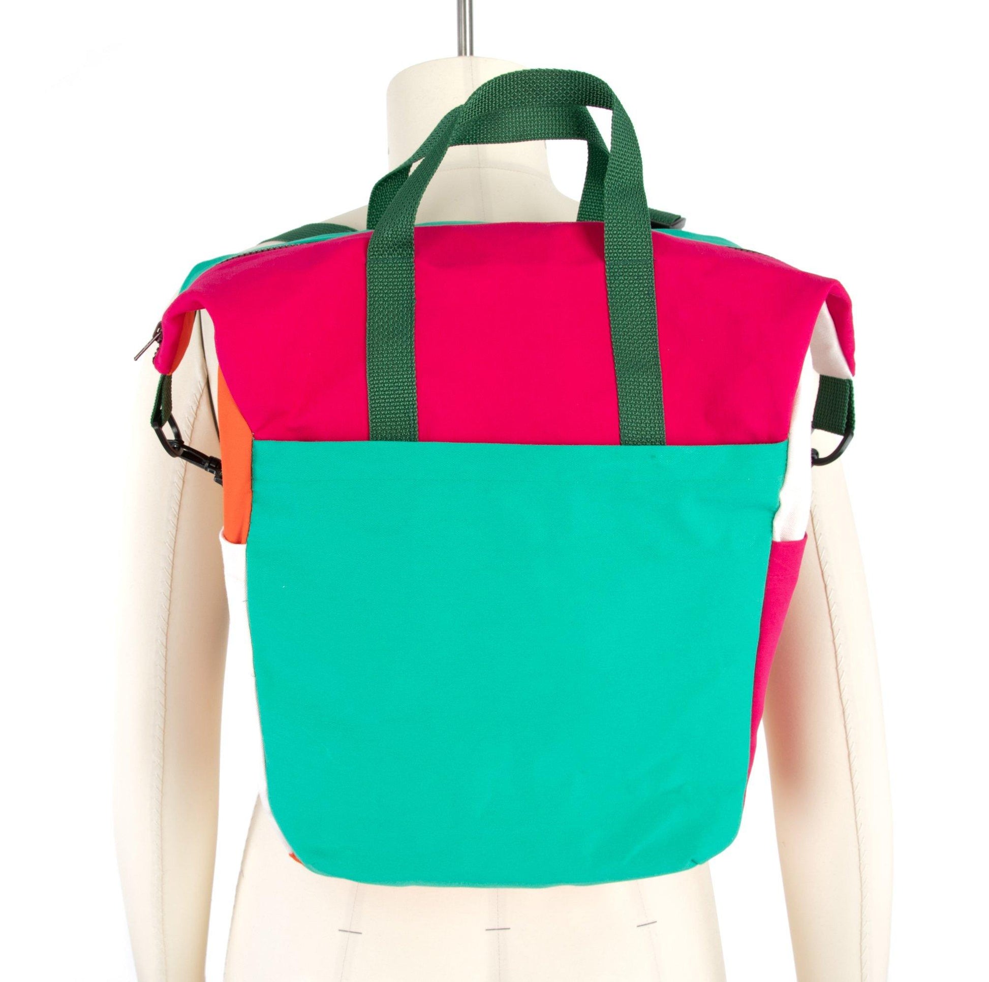 2021 // GALAXIE 5 - 3-in-1 Convertible backpack - Jalie