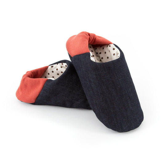 4025 // NORDIK Quilted booties and slippers with travel bag - Jalie