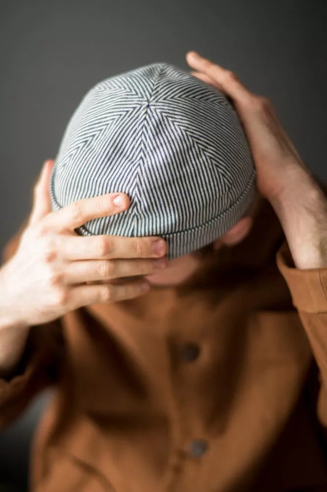DOCKER BEANIE *less than 1m